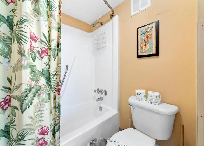 Edgewater 71 By Youngs Suncoast Apartment *