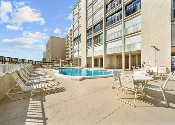 Apartment Edgewater 71 By Youngs Suncoast